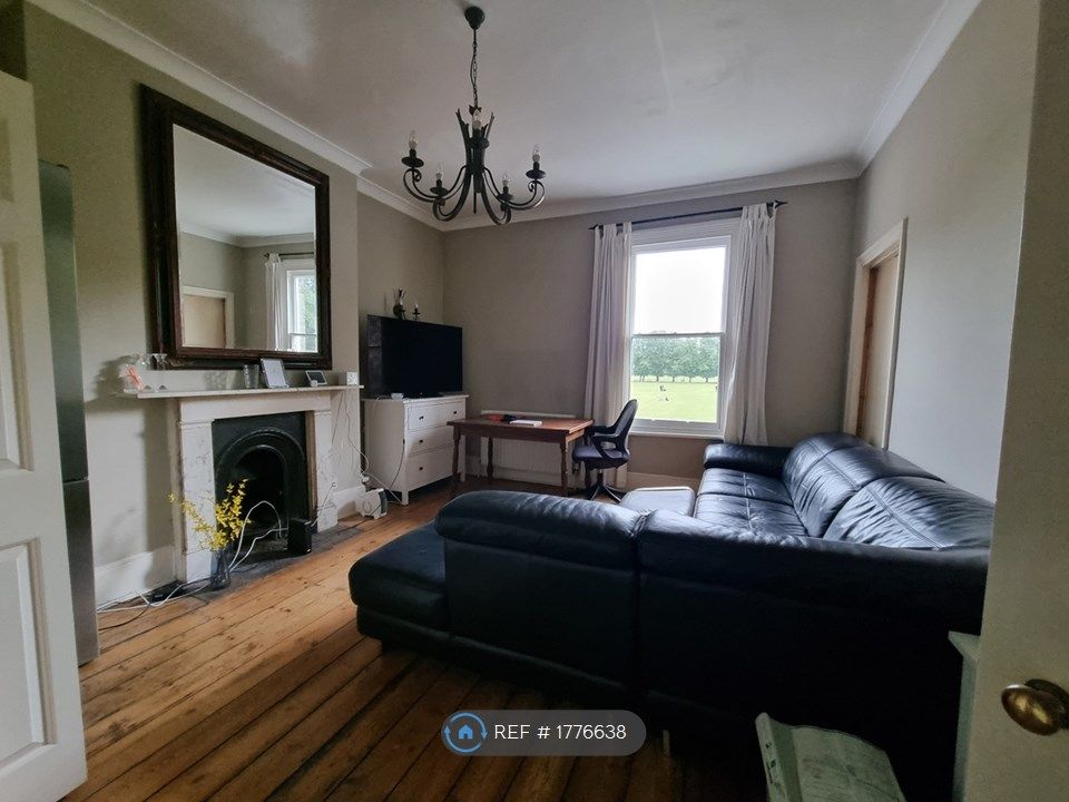 3 bed flat to rent in Fairfield West, Kingston Upon Thames KT1 Zoopla