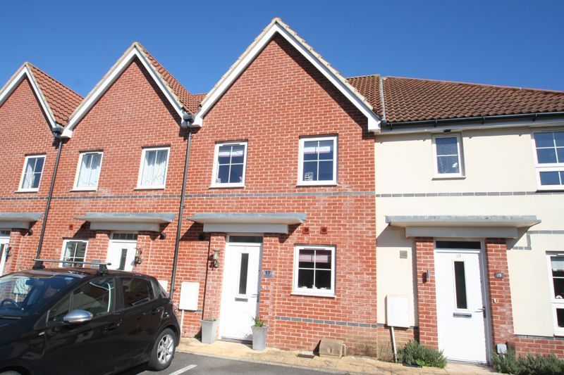 2 bed terraced house for sale in Puttick Drive, Worthing BN13 Zoopla