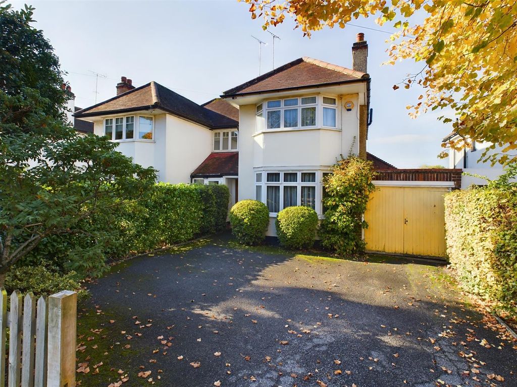 3 bed semidetached house for sale in Eastcote Road, Ruislip HA4, £