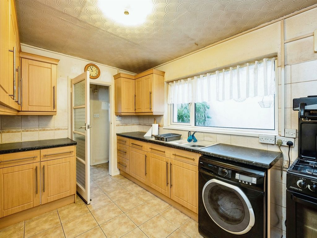 2 bed terraced house for sale in Henry Street, Neath SA11, £100,000