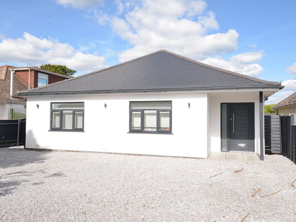 3 bed bungalow for sale in Seacroft Avenue, Barton On Sea, New Milton