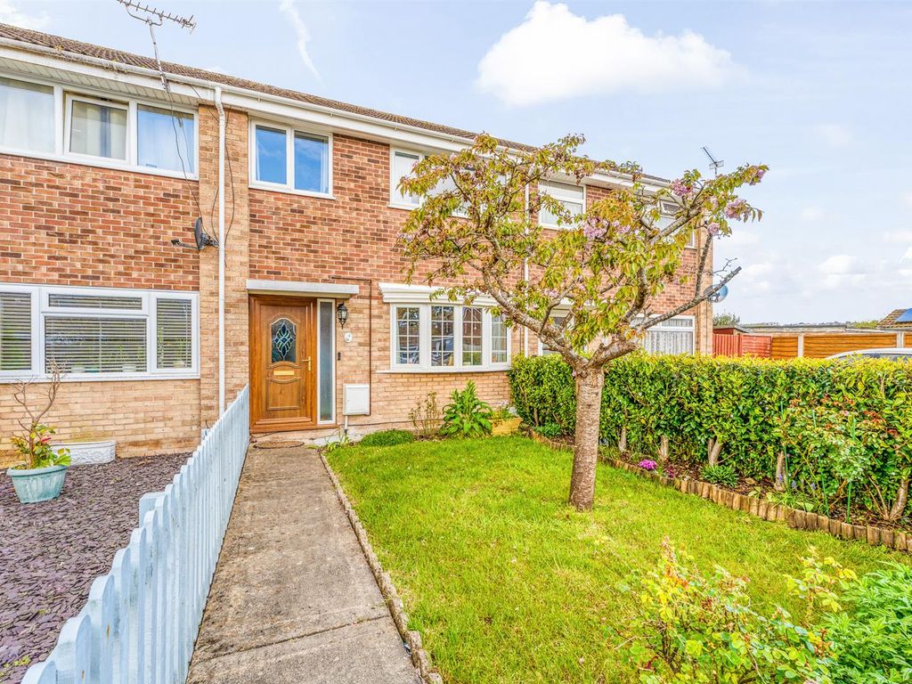 3 bed terraced house for sale in Finch Close, WestonSuperMare BS22, £240,000 Zoopla