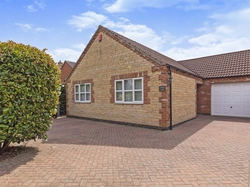2 bed detached bungalow for sale in Swinstead Road, Corby Glen