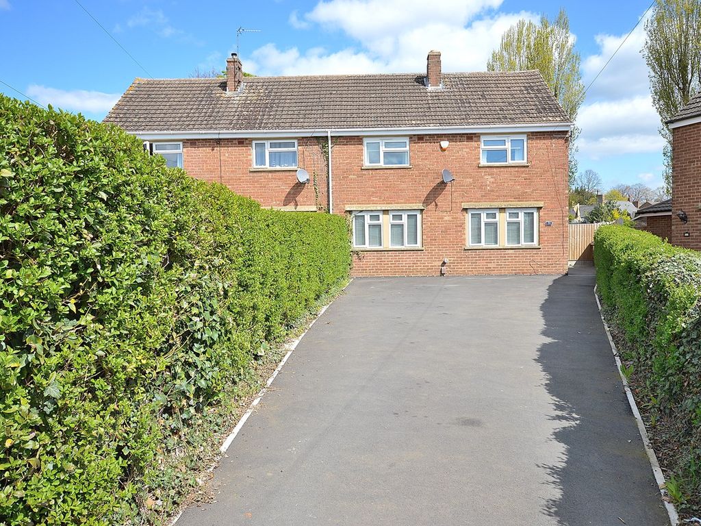 3 bed semidetached house for sale in St Peters Gardens, Weston Favell