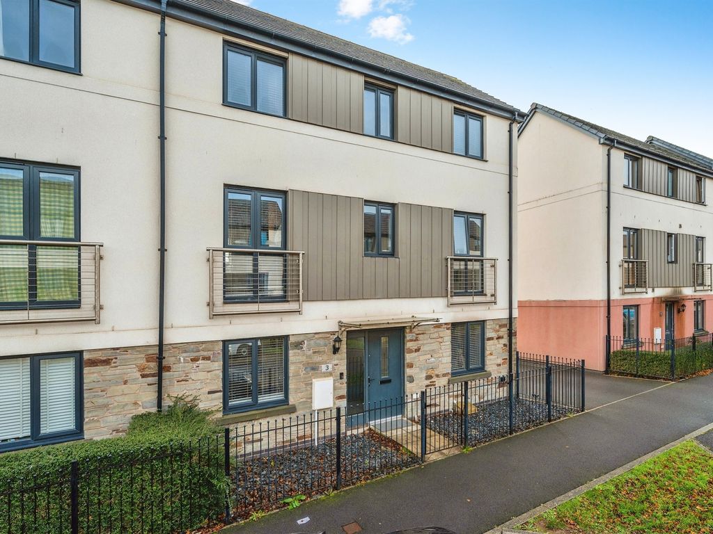 4 bed town house for sale in Ashbrook Street, Plymouth PL9, £315,000