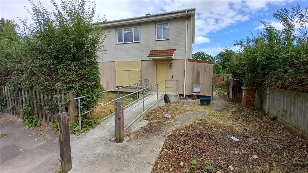 3 bed semidetached house for sale in Halcot Avenue, Bexleyheath DA6