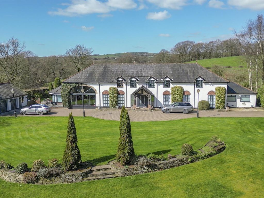 6 bed detached house for sale in Bury & Rochdale Old Road, Heywood