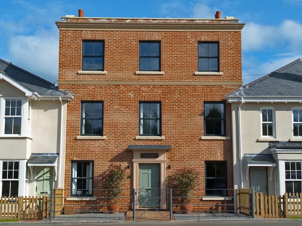 8 bed property for sale in Meerut Road, Brockenhurst SO42, £1,950,000