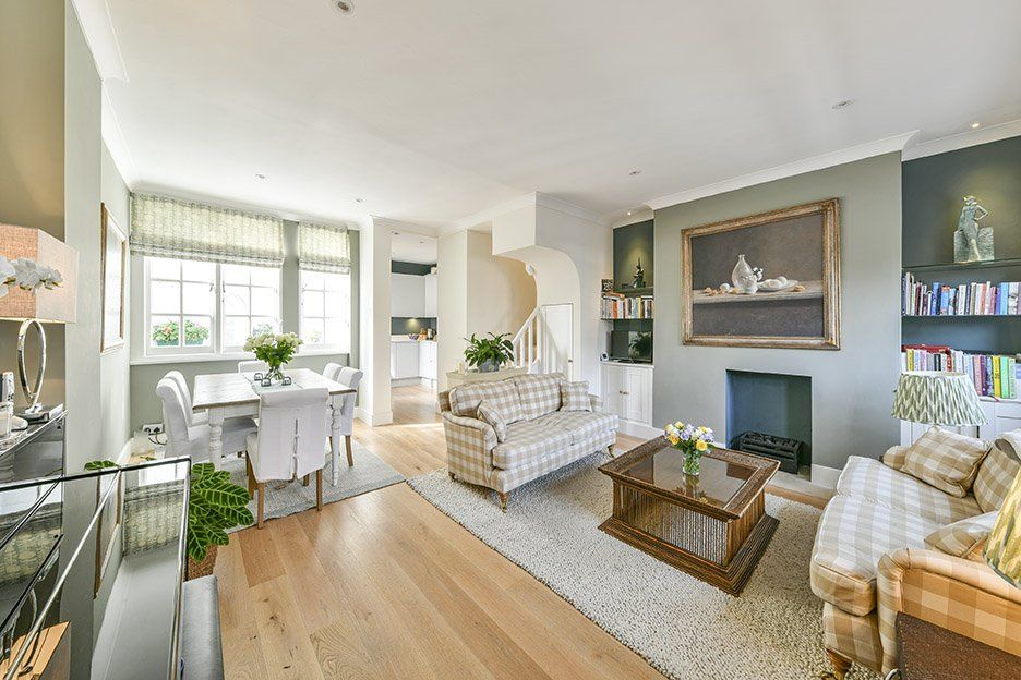 1 bed flat for sale in Kensington Court Mews, Kensington, London W8