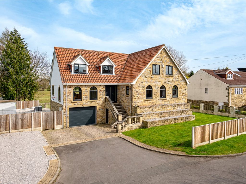 4 bed detached house for sale in The Avenue, Collingham LS22 Zoopla