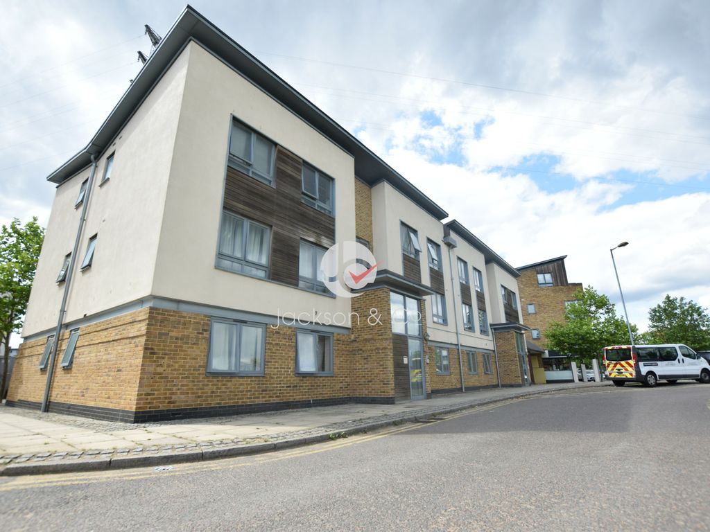 2 bed flat to rent in Ballantyne Drive, Colchester CO2 Zoopla