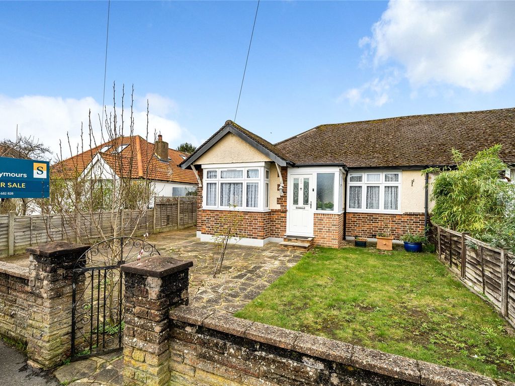 3 bed bungalow for sale in Staines, Surrey TW18, £550,000 Zoopla