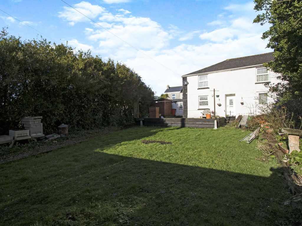 3 bed end terrace house for sale in Rose Hill, Redruth, Cornwall TR15