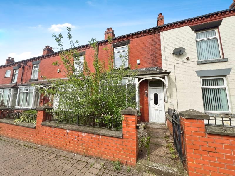 3 bed terraced house for sale in Tonge Moor Road, Bolton BL2, £115,000