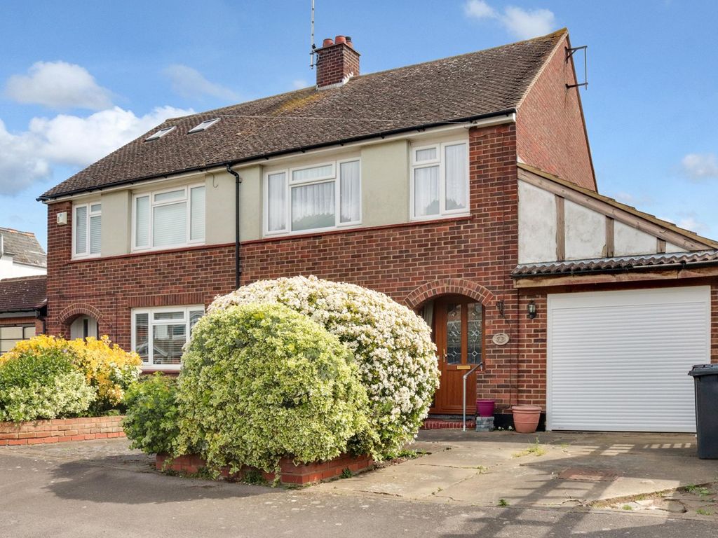 3 bed semidetached house for sale in Alexandra Road, Great Wakering
