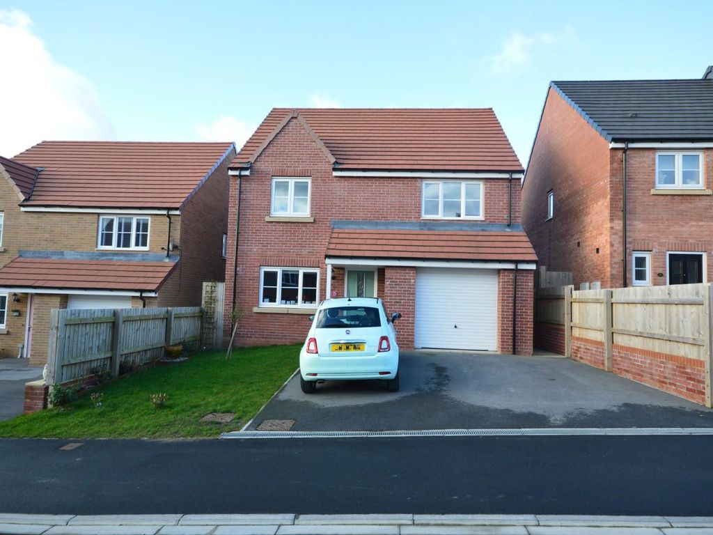 4 bed detached house for sale in Tawny Drive, Middle Deepdale