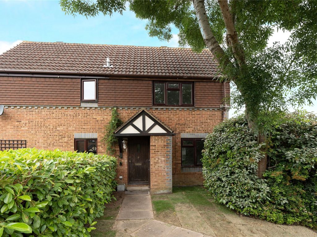 1 bed end terrace house for sale in Burpham, Guildford, Surrey GU4, £265,000 Zoopla