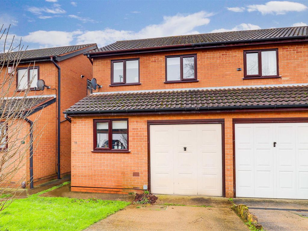 2 bed end terrace house for sale in St. Augustines Close, New Basford