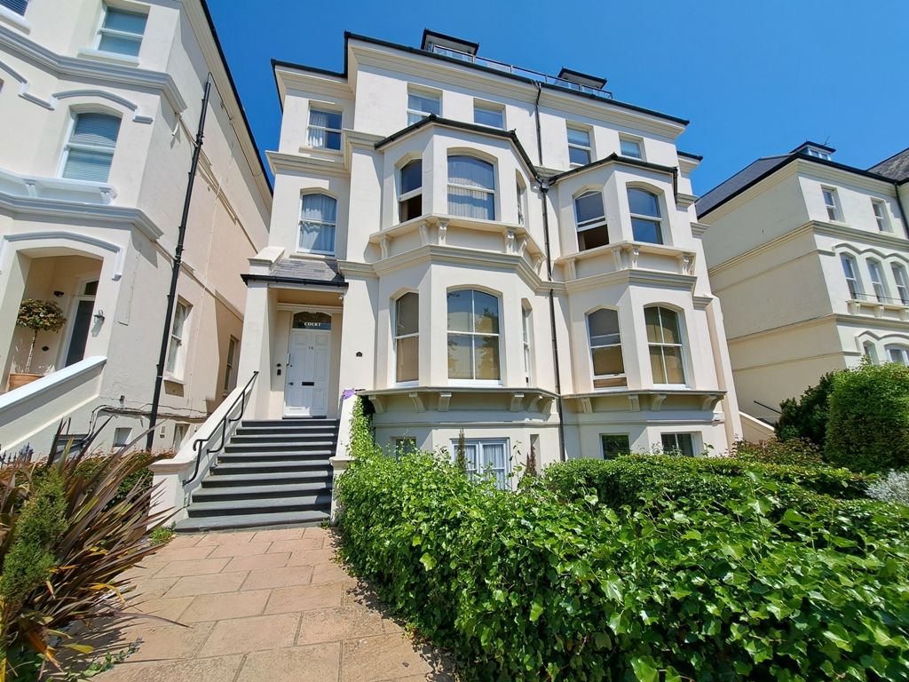 4 bed flat for sale in Blackwater Road, Lower Meads, Eastbourne BN21