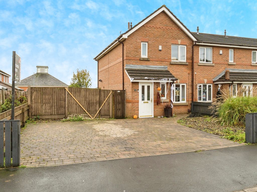 3 bed mews house for sale in Arthur Street, Hindley, Wigan, Greater