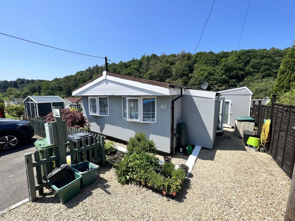 2 bed mobile/park home for sale in Railway Road, Cinderford GL14 Zoopla