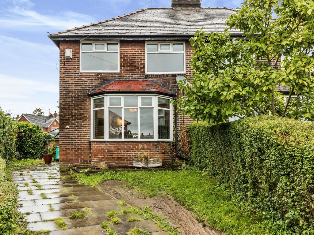 3 bed semidetached house for sale in Westland Drive, Manchester