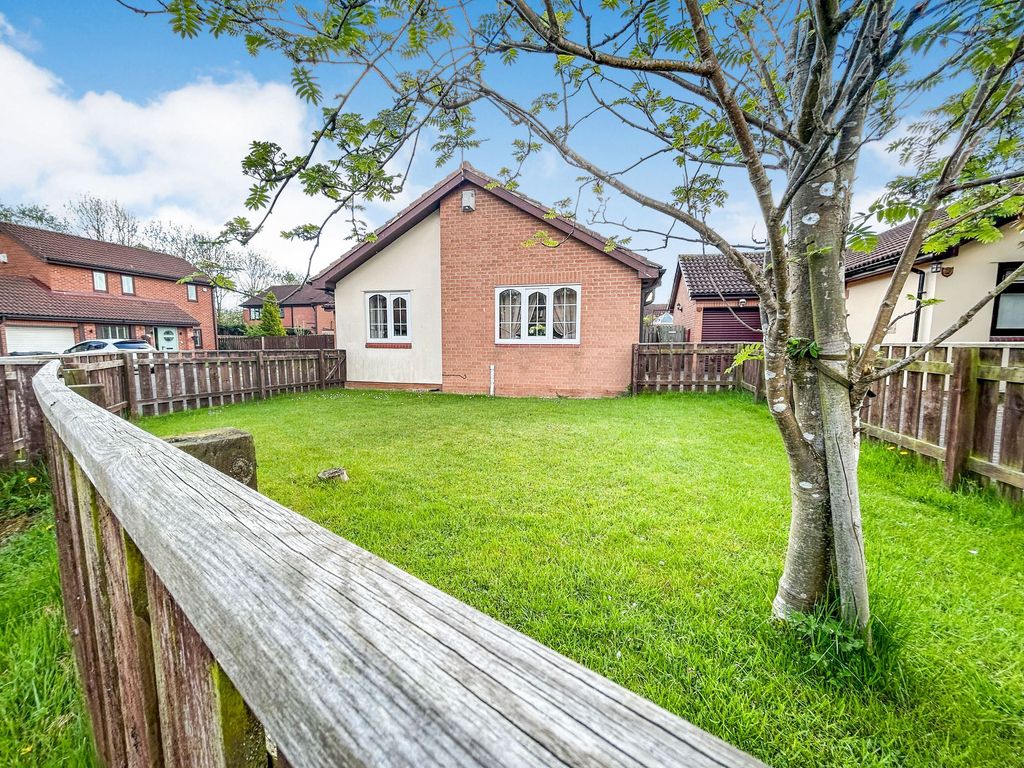 3 bed bungalow for sale in Alderley Drive, Killingworth, Newcastle Upon