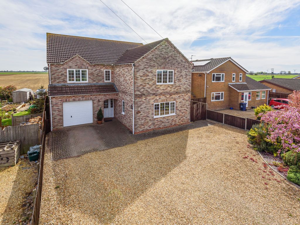6 bed detached house for sale in Fen Road, Parson Drove PE13 - Zoopla