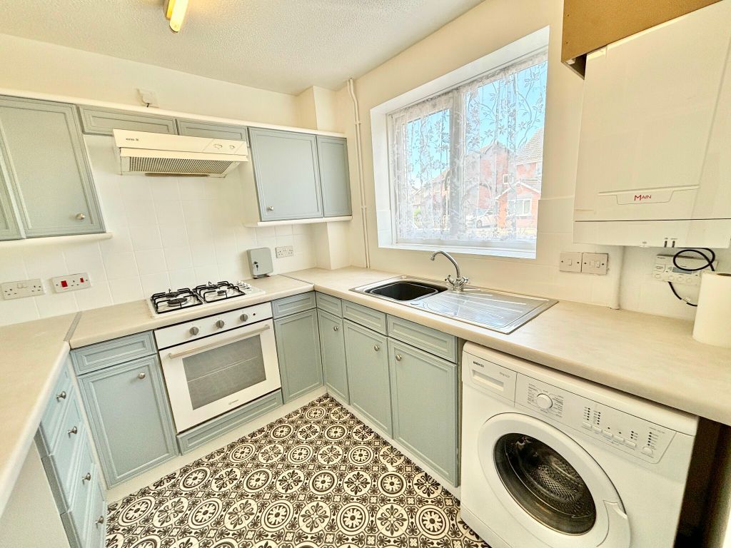 2 bed terraced house to rent in Ffordd Y Gamlas, Gowerton, Swansea SA4