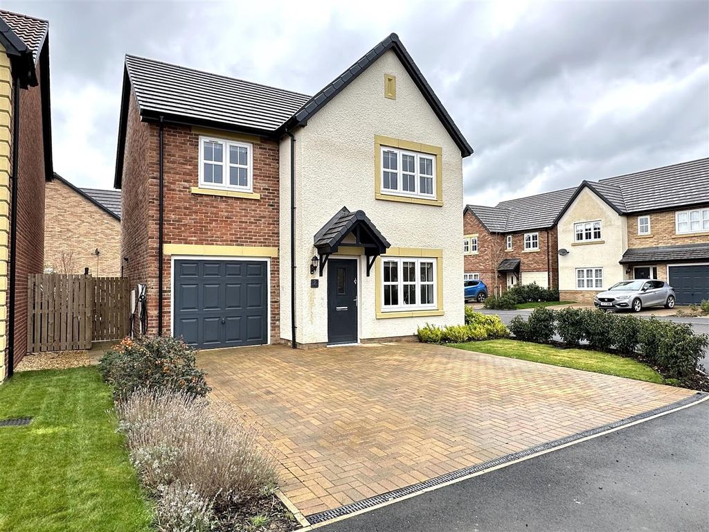 New home, 3 bed detached house for sale in Carr Lane, Kirklevington