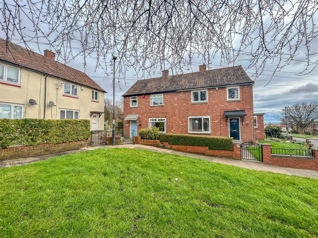 3 bed semidetached house for sale in Millfield Avenue, Kenton, Newcastle Upon Tyne NE3, £