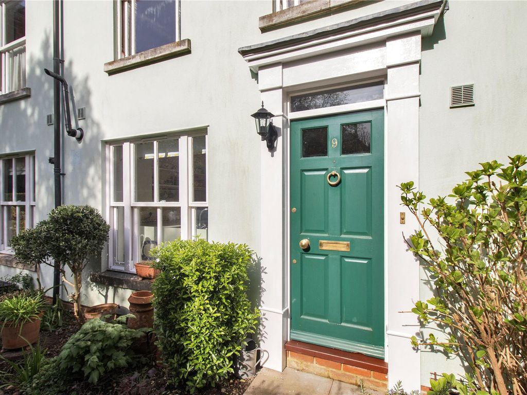 3 bed terraced house for sale in Priory Gardens, Puckle Lane