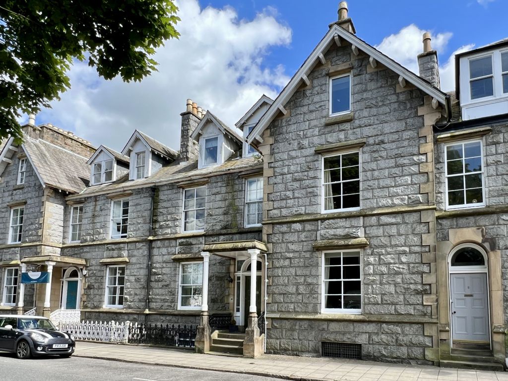 2 bed flat for sale in Mews Lane, Kirkcudbright DG6, £175,000 Zoopla
