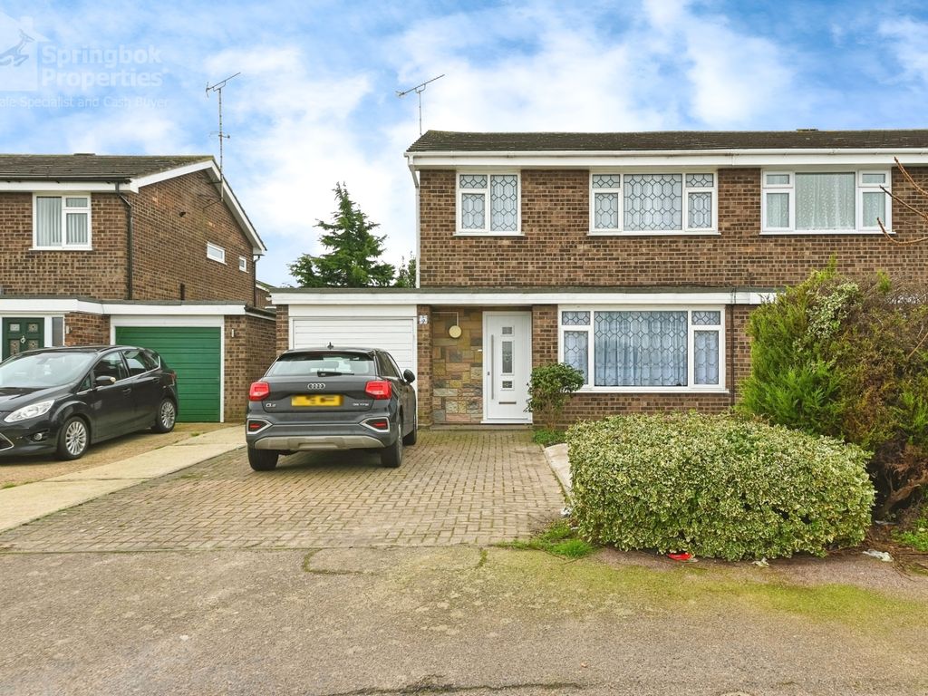 3 bed semidetached house for sale in Kingsman Drive, ClactonOnSea
