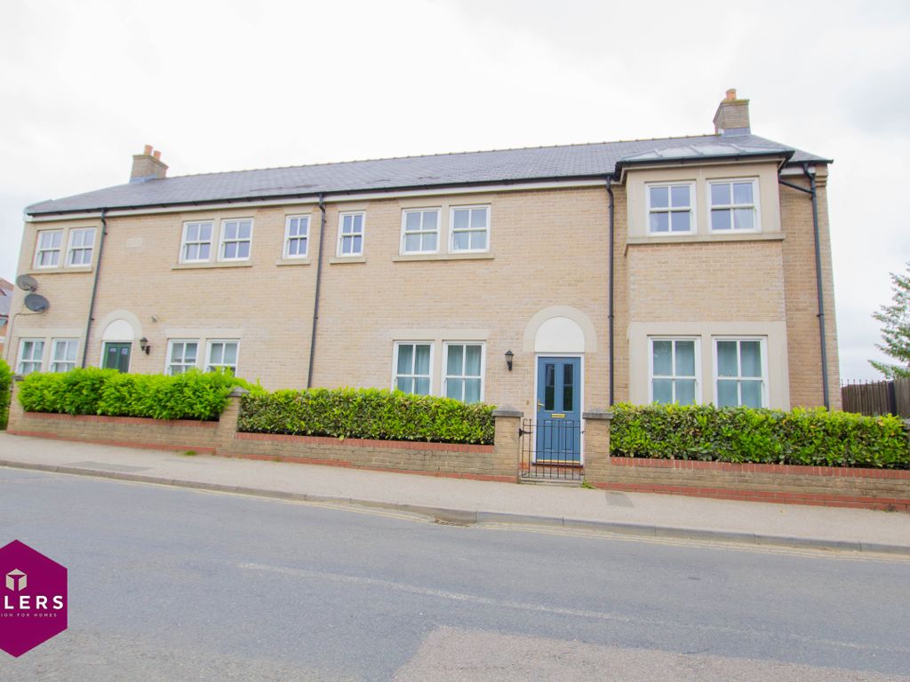 2 bed flat to rent in Rampton Road, Cottenham, Cambridge CB24, £1,200