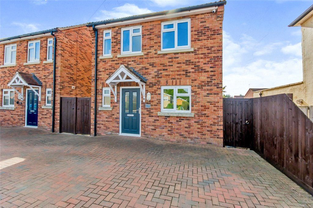 3 bed detached house for sale in Bourne Road, Spalding, Lincolnshire
