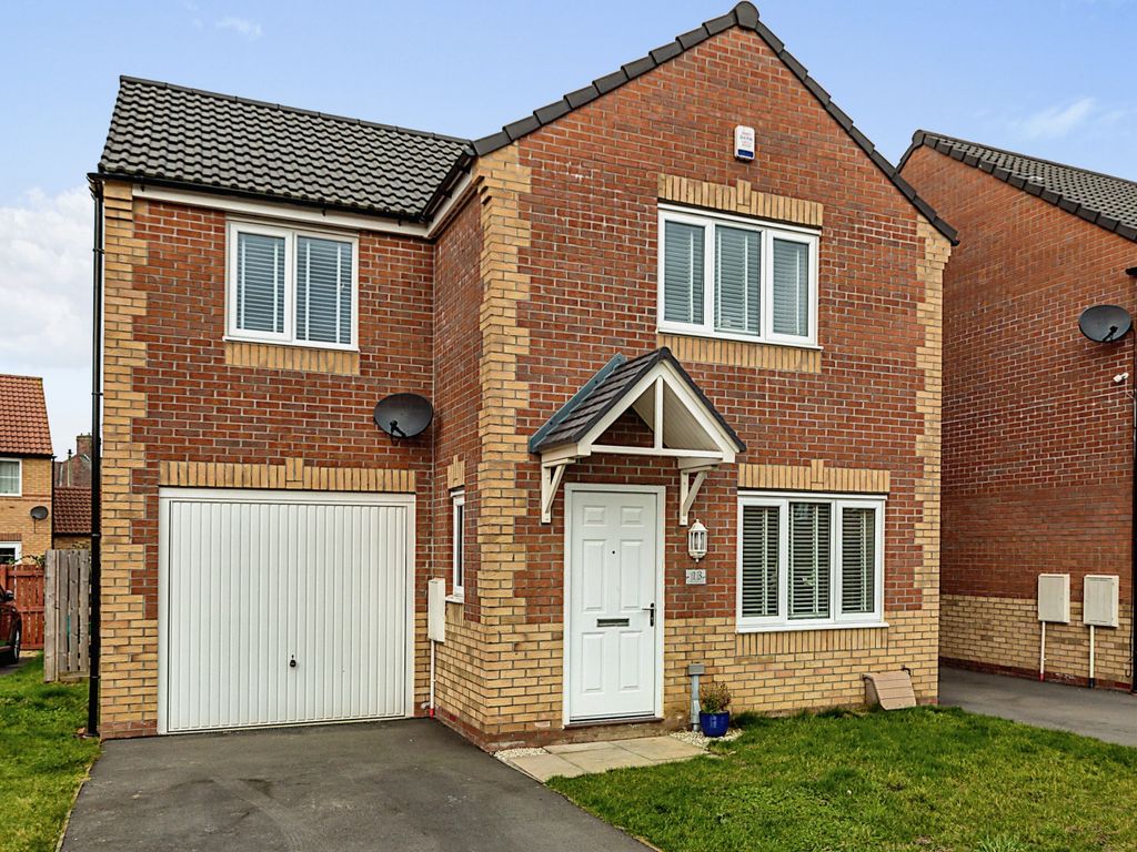 3 bed detached house for sale in Yarlside Close, Sheffield, South