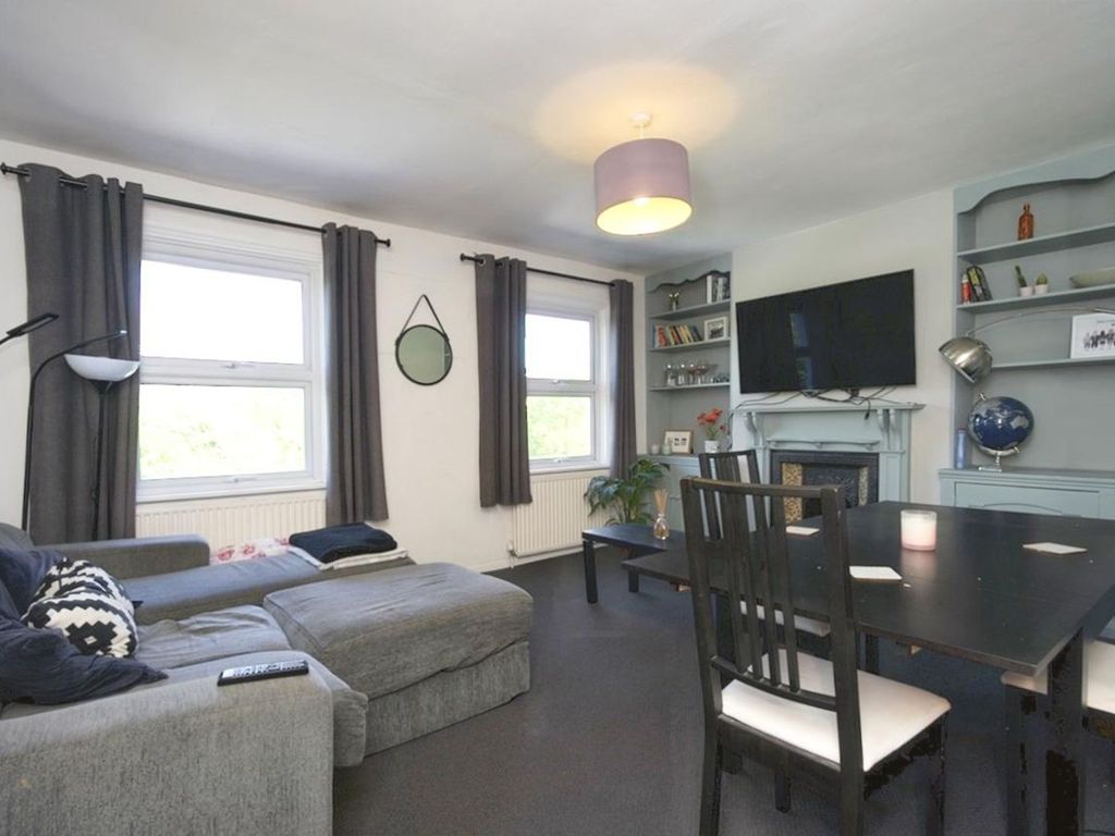 Battersea Rise, Battersea SW11