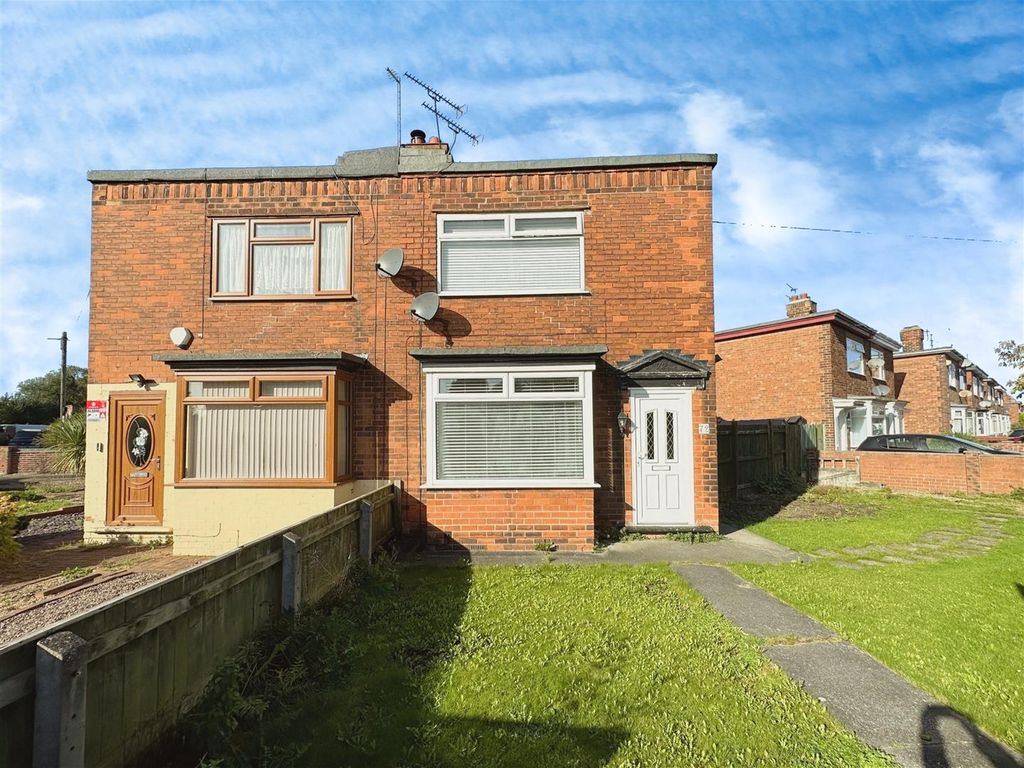 2 bed semidetached house for sale in Ormerod Road, Hull HU5, £125,000