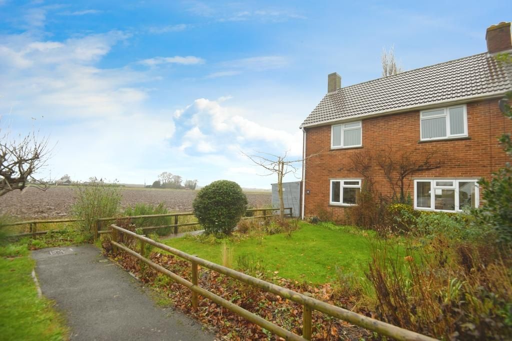 3 bed semidetached house for sale in Colvile Road, Newton In The Isle