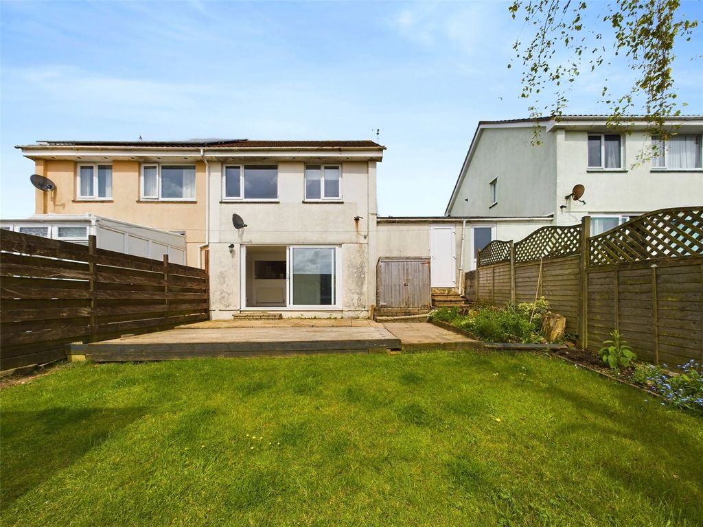 3 bed semidetached house for sale in Marshall Avenue, Egloshayle
