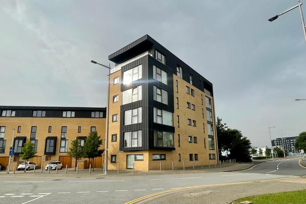 2 bed flat for sale in Empire Way, Cardiff, South CF11, £