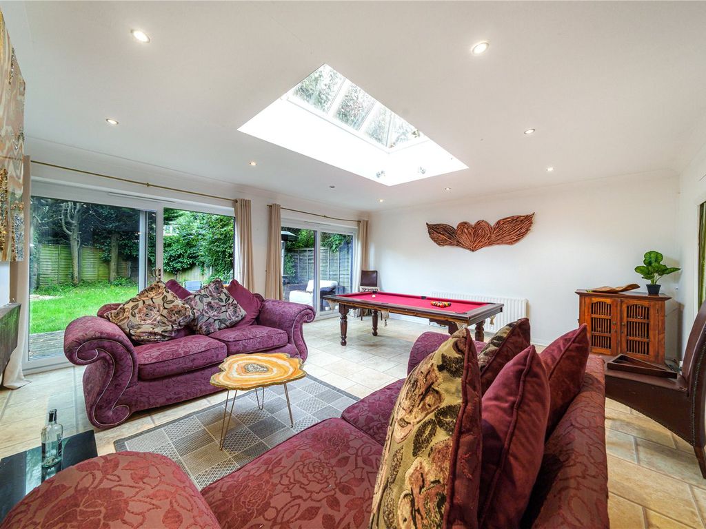 4 bed detached house for sale in Mistys Field, WaltonOnThames KT12, £