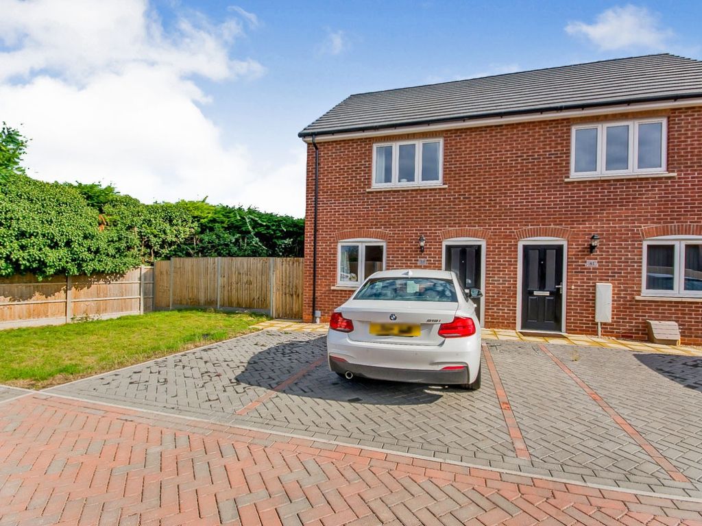2 bed semidetached house for sale in Thompson Close, Spalding PE12