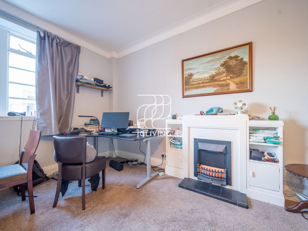 Studio to rent in Tavistock Court, London WC1H Zoopla