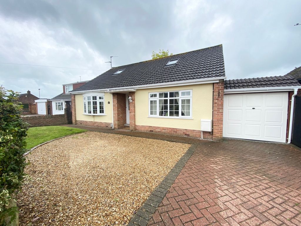 3 bed detached house for sale in Coneygree Road, Peterborough PE2, £