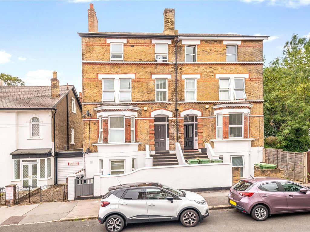 7 bed detached house for sale in Cambridge Road, London SE20, £925,000
