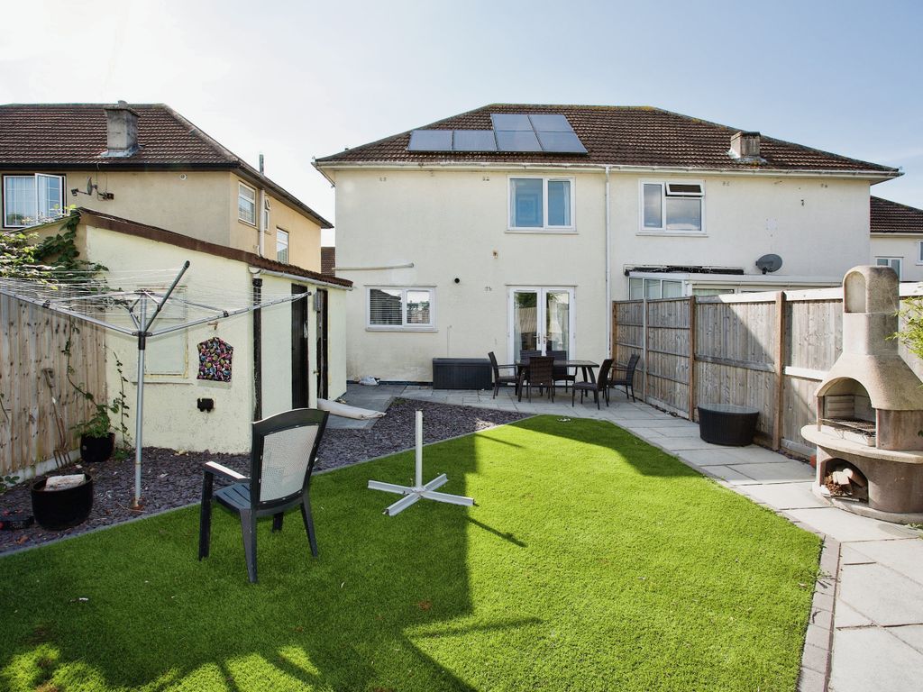 3 bed semidetached house for sale in Ramsay Place, Gosport, Hampshire