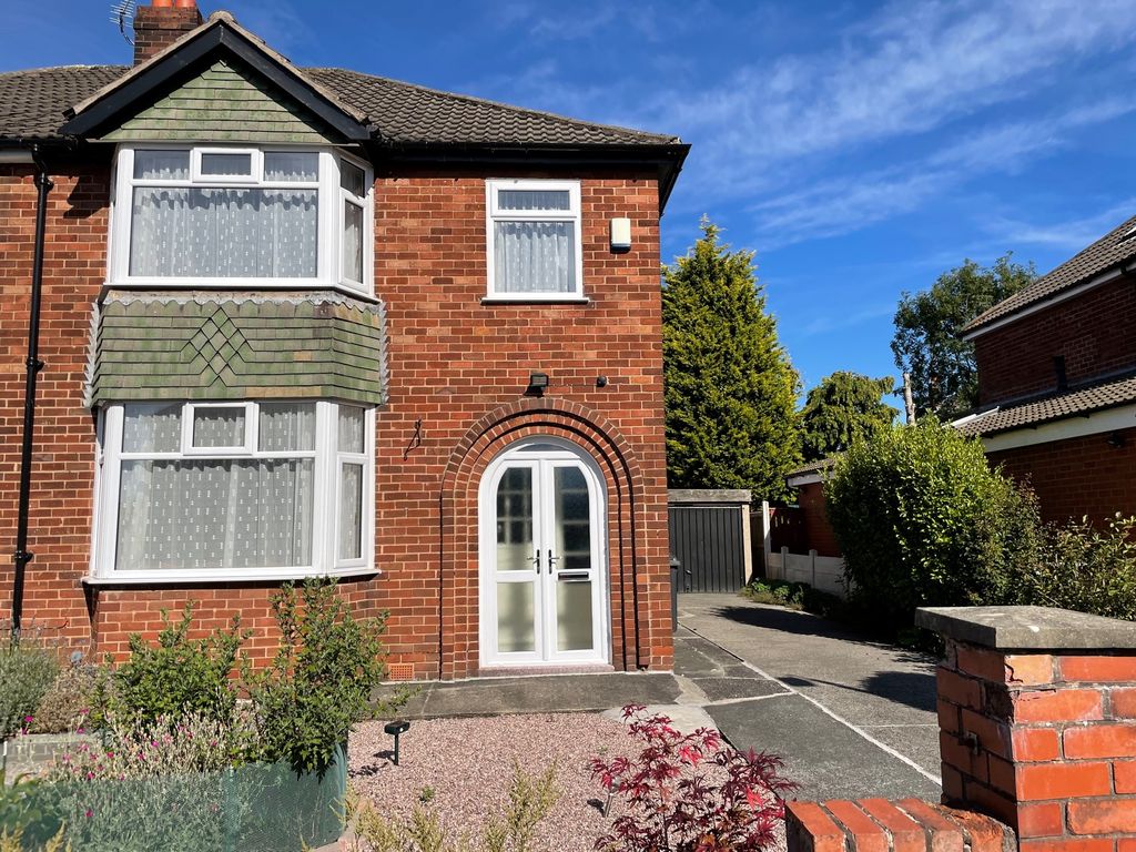 3 bed semidetached house to rent in Whitefield Road, Penwortham