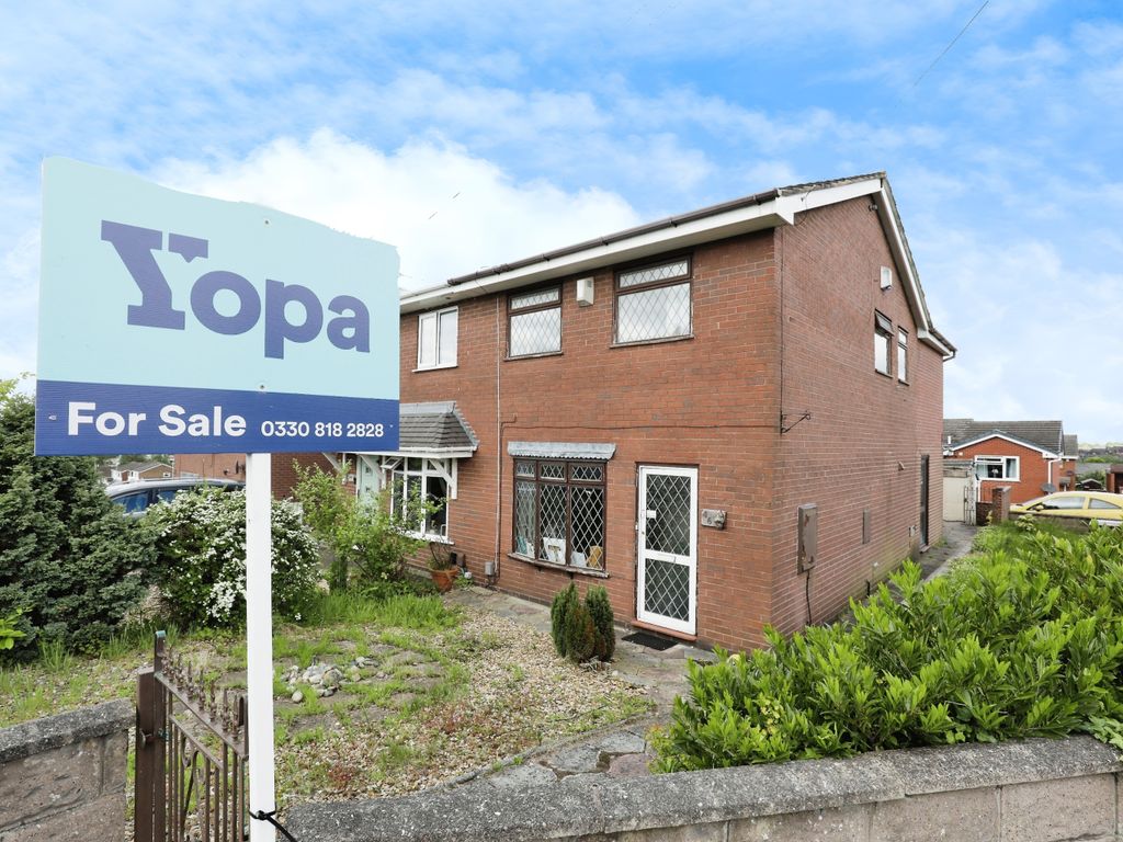 3 bed semidetached house for sale in Larkin Avenue, Meir Hay, StokeOn